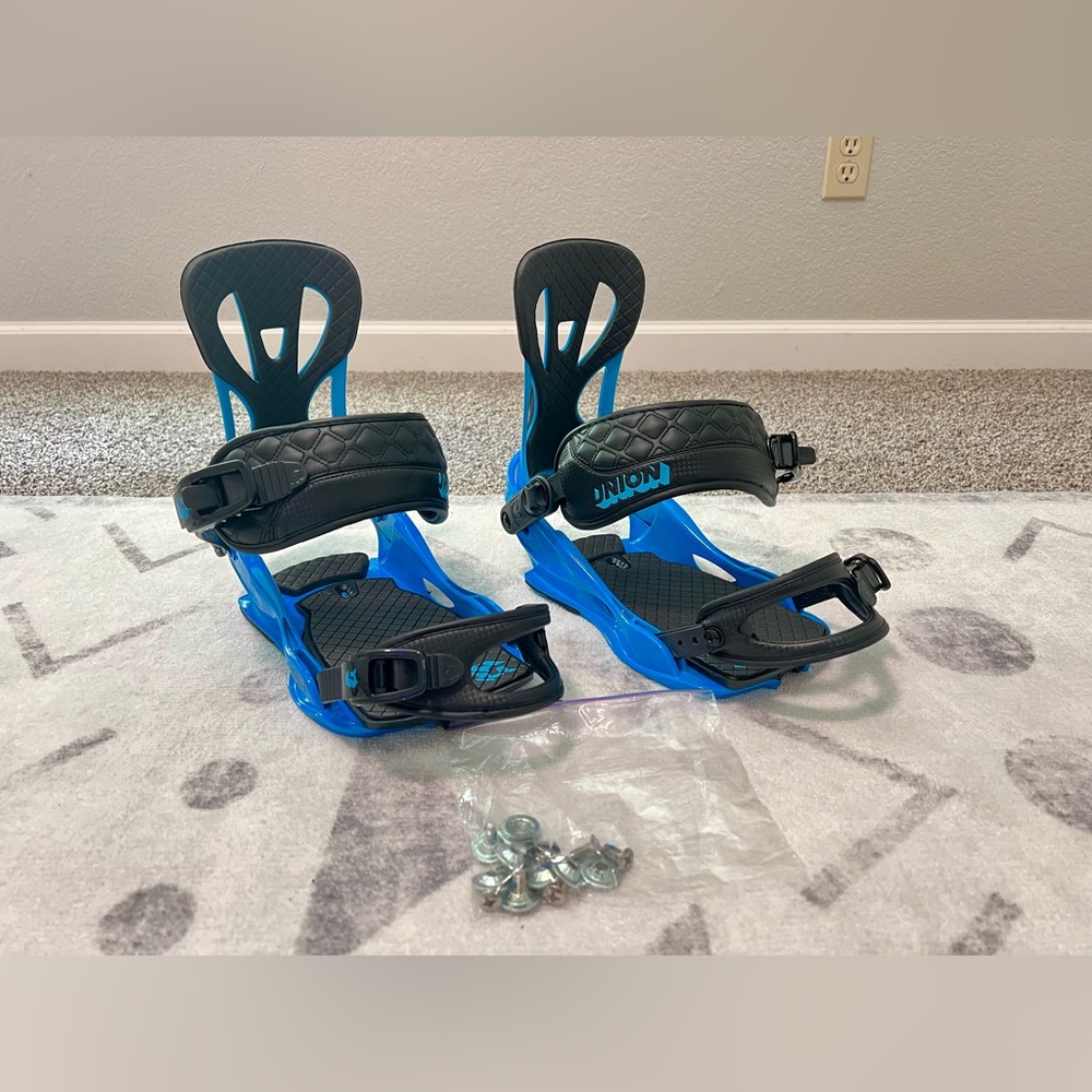 Union snowboard bindings (Medium)